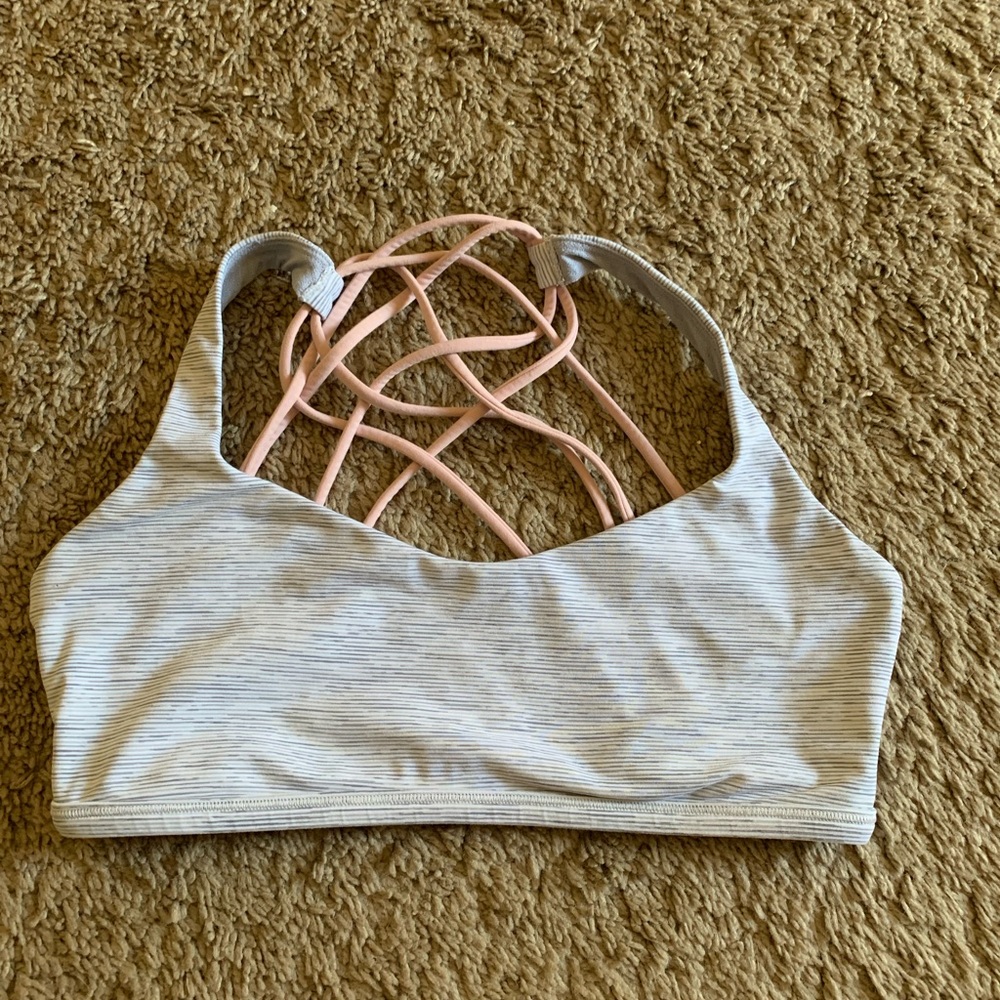 Lululemon sport bra